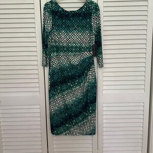 Jessica Howard Green Sheath Dress 3/4 Sleeve Scoop Neck